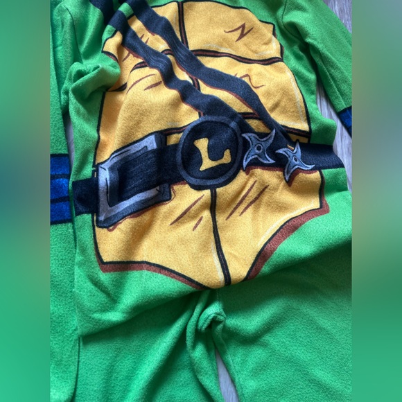 Ninja turtle PJS size 6 - Picture 3 of 5